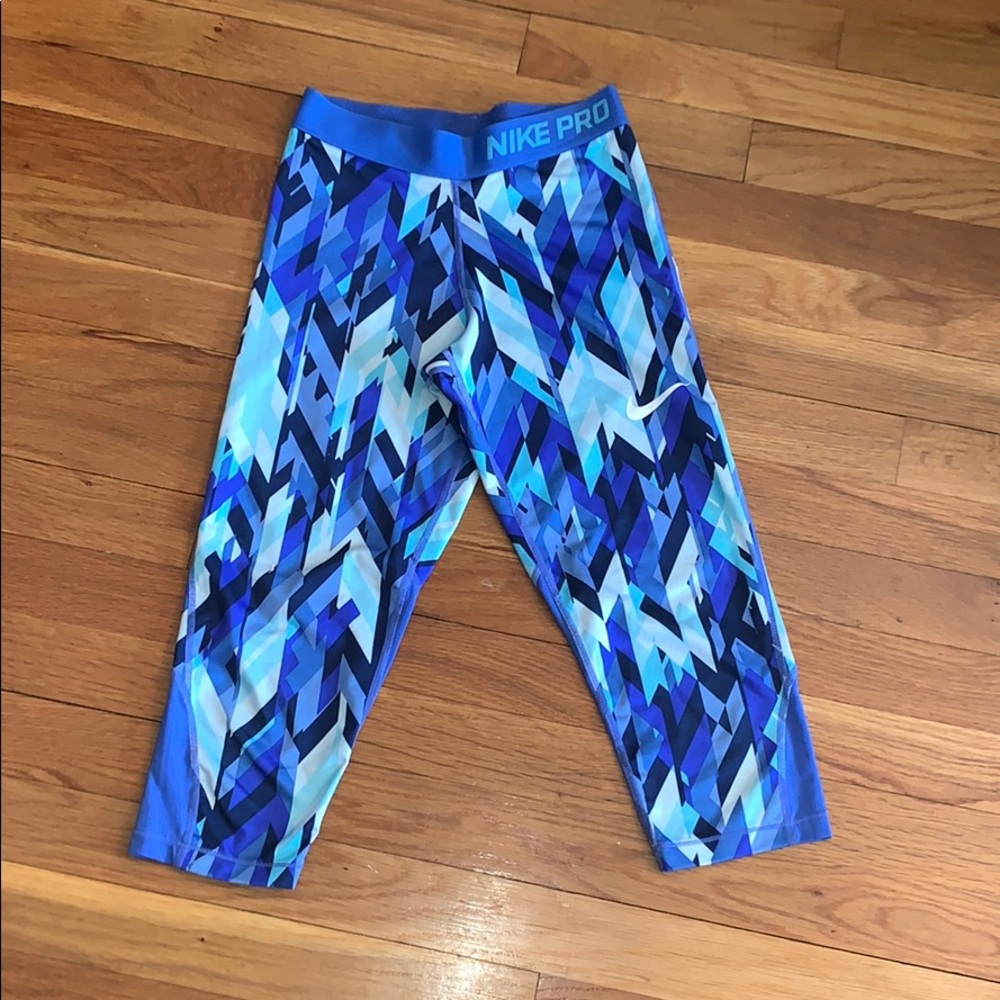 Nike Pro Dry-Fit Girl’s sz large leggings